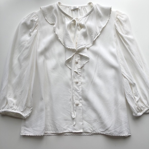 Aritzia Frida Blouse - Picture 4 of 9